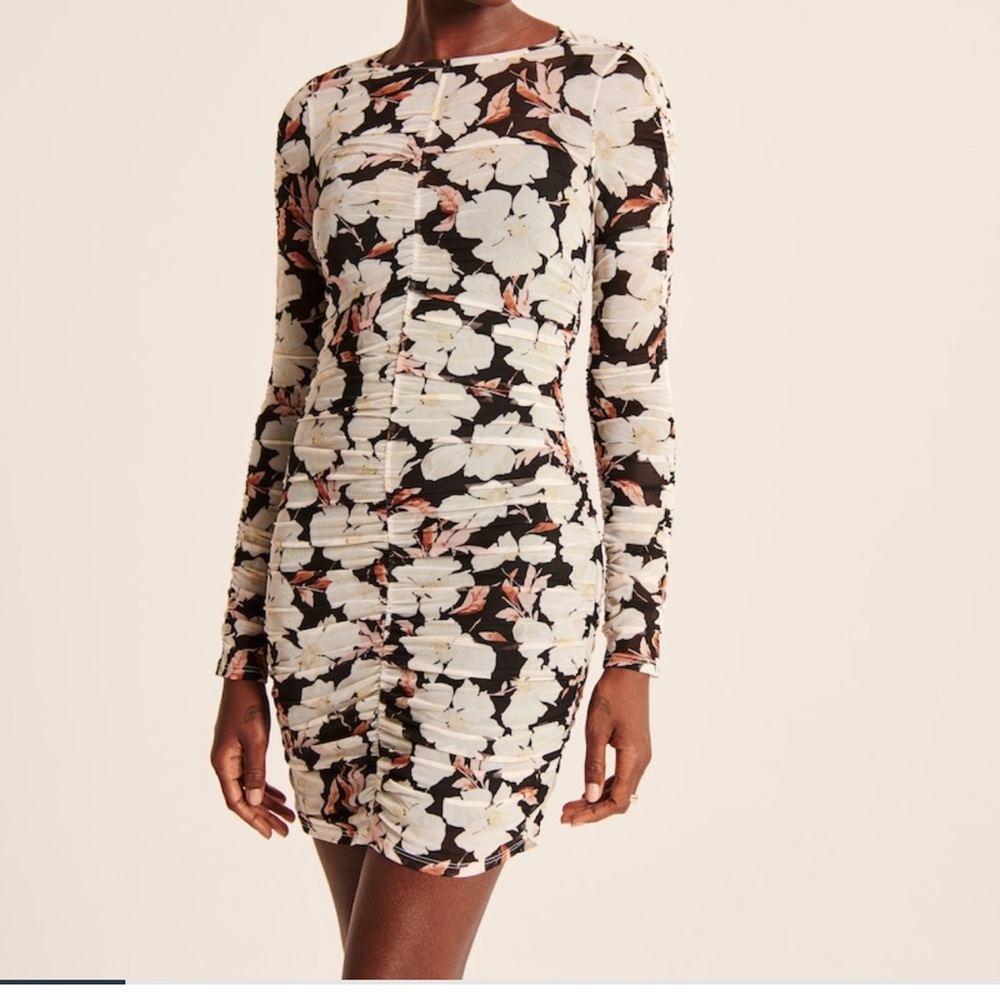 Ruched mesh dress - Picture 1 of 2